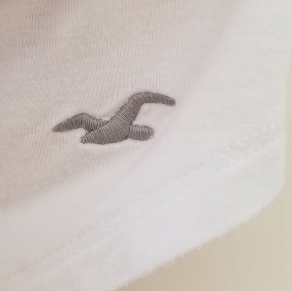 White Hollister tee - Picture 4 of 4